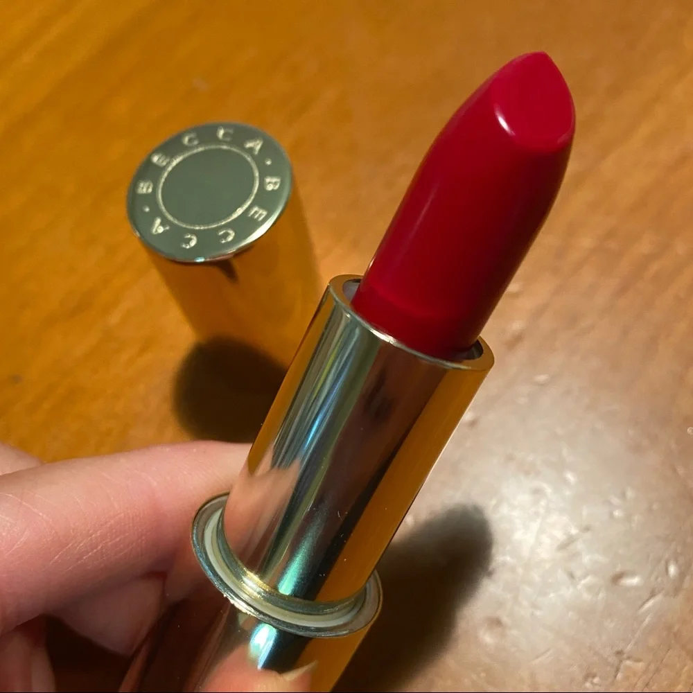 BECCA Ultimate Lipstick Love Ruby - Picture 5 of 16